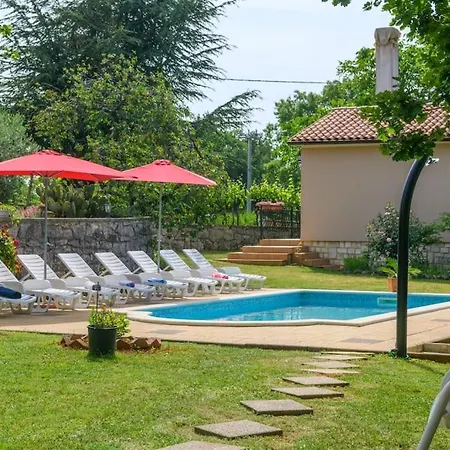 Casa Martina Sumber