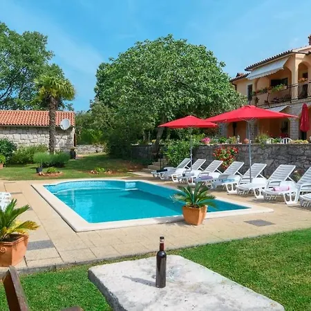 Casa Martina Villa Sumber